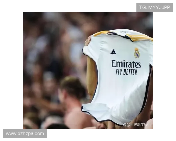 尼古拉斯回归皇马正式回购科莫球员